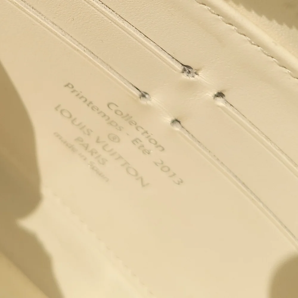 LOUIS VUITTON Shiny Calf Damier Facette Wallet - Picture 4 of 5